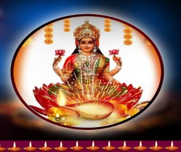 DEEPAVALI / DIWALI - DAY 3 : Main Day of the Festival / Lakshmi Puja Day